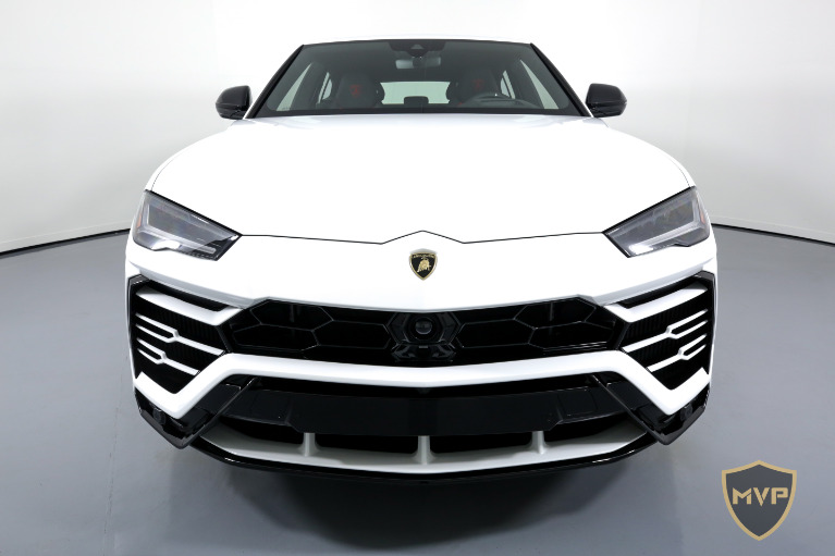 2024 LAMBORGHINI URUS S for sale Call for price at Exotic VIP Rentals in Miami FL 33142 3