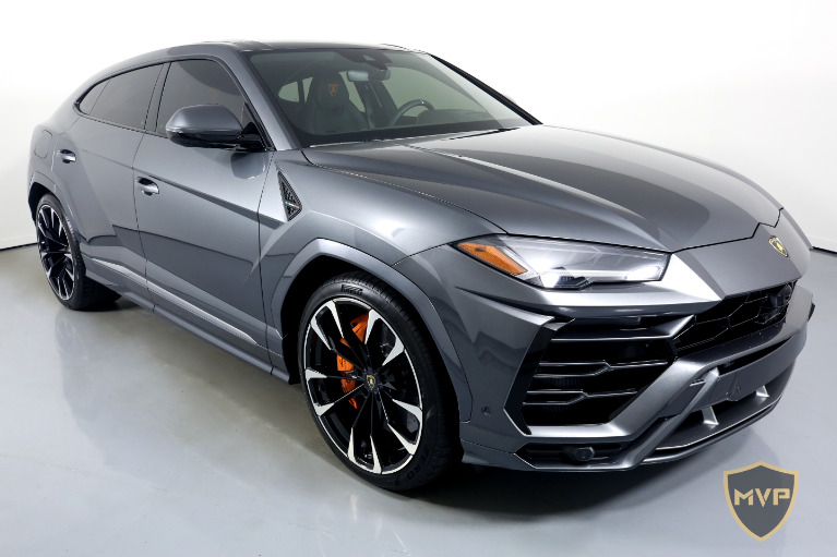 2025 LAMBORGHINI URUS S for sale Call for price at Exotic VIP Rentals in Miami FL 33142 2