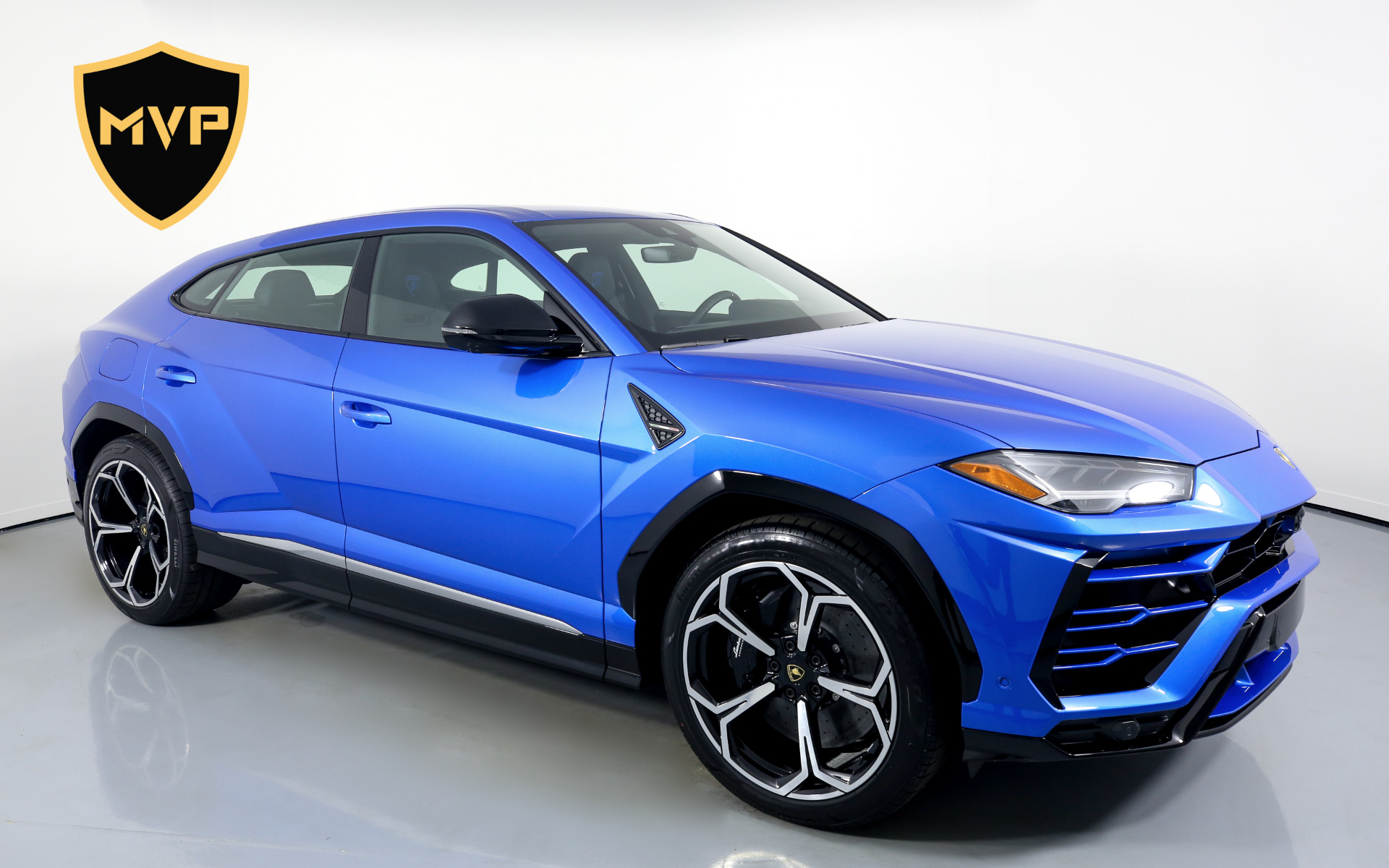 2024 LAMBORGHINI URUS S