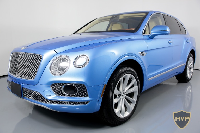 2024 BENTLEY BENTAYGA for sale Call for price at Exotic VIP Rentals in Miami FL 33142 4