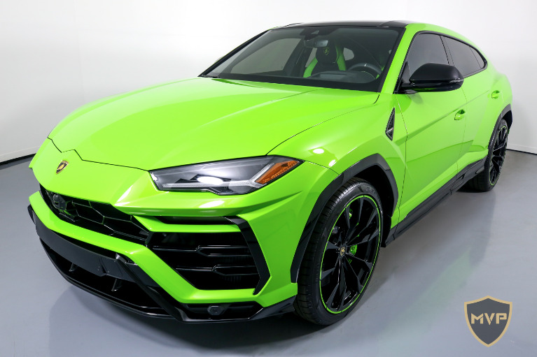 2024 LAMBORGHINI URUS S for sale Call for price at Exotic VIP Rentals in Miami FL 33142 4